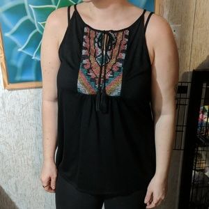 Black tank top with unique stitched pattern